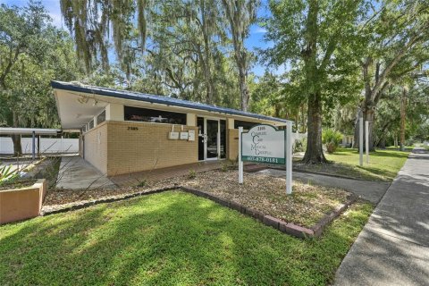 Commercial property in Sanford, Florida 144 sq.m. № 2348037 - photo 2