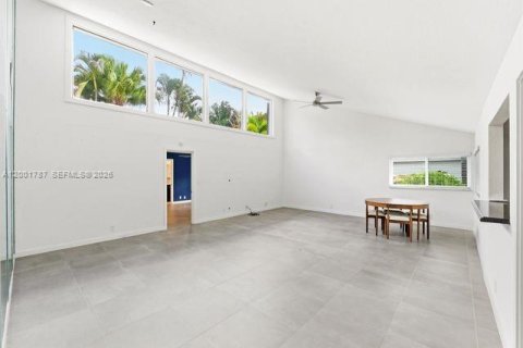 House in Plantation, Florida 3 bedrooms, 147.53 sq.m. № 2069375 - photo 9