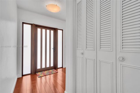 Купить виллу или дом в Плантация, Флорида 4 спальни, 203.64м2, № 1976728 - фото 7