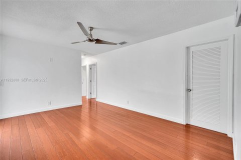 Купить виллу или дом в Плантация, Флорида 4 спальни, 203.64м2, № 1976728 - фото 26