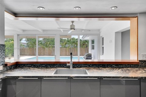 Купить виллу или дом в Плантация, Флорида 4 спальни, 203.64м2, № 1976728 - фото 23