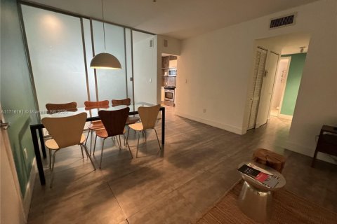 Condominio en venta en Miami Beach, Florida, 2 dormitorios, 75.81 m2 № 1860020 - foto 23