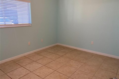 Condo in Sarasota, Florida, 2 bedrooms № 2402748 - photo 16