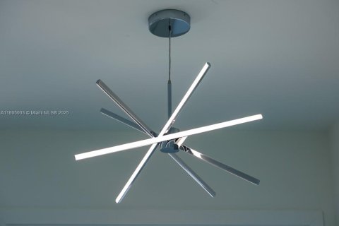 Villa ou maison à vendre à Lehigh Acres, Floride: 3 chambres № 1947485 - photo 11