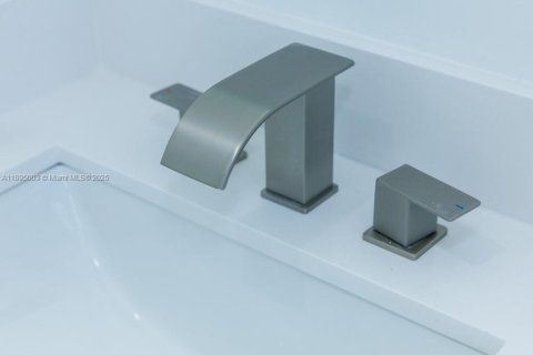 Villa ou maison à vendre à Lehigh Acres, Floride: 3 chambres № 1947485 - photo 21