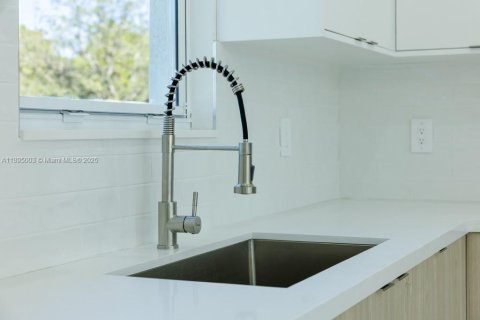 Villa ou maison à vendre à Lehigh Acres, Floride: 3 chambres № 1947485 - photo 17