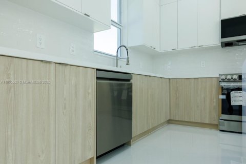 Villa ou maison à vendre à Lehigh Acres, Floride: 3 chambres № 1947485 - photo 16