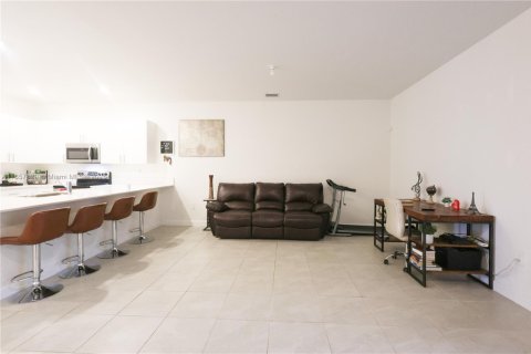 Townhouse in Homestead, Florida 3 bedrooms, 153.1 sq.m. № 1881933 - photo 5