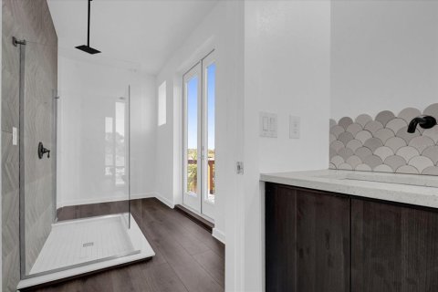 Casa en venta en Seffner, Florida, 3 dormitorios, 205.5 m2 № 1858316 - foto 22
