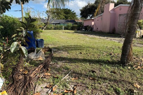 Купить виллу или дом в Майами-Гарденс, Флорида 3 спальни, 106.84м2, № 1987207 - фото 3