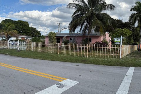 Купить виллу или дом в Майами-Гарденс, Флорида 3 спальни, 106.84м2, № 1987207 - фото 15
