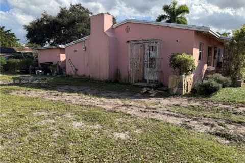 Купить виллу или дом в Майами-Гарденс, Флорида 3 спальни, 106.84м2, № 1987207 - фото 4