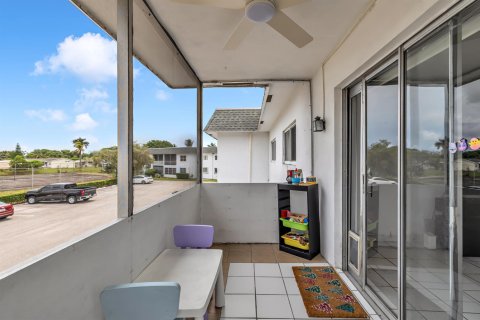 Condo in Margate, Florida, 2 bedrooms № 2247152 - photo 20