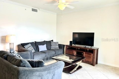 Condo in Bradenton, Florida, 2 bedrooms in LAKEWOOD NATIONAL № 2099247 - photo 9