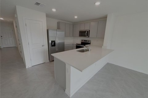 Touwnhouse à louer à Ocala, Floride: 3 chambres, 139.82 m2 № 2406494 - photo 7