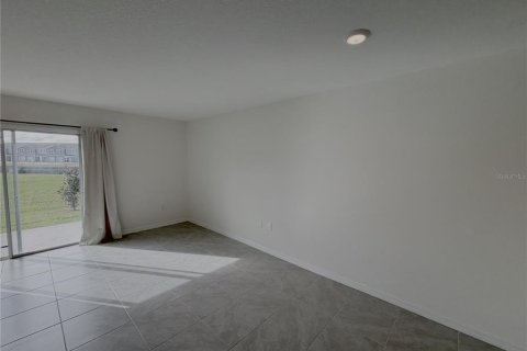 Touwnhouse à louer à Ocala, Floride: 3 chambres, 139.82 m2 № 2406494 - photo 5