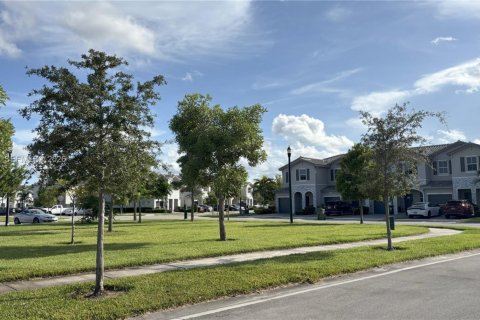 Townhouse in Homestead, Florida 4 bedrooms, 169.08 sq.m. № 2005036 - photo 22