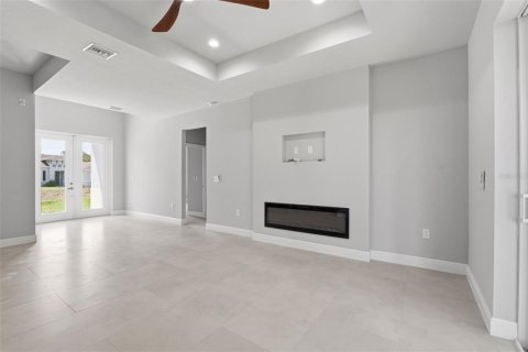 House in North Port, Florida 4 bedrooms, 153.29 sq.m. № 2239649 - photo 12