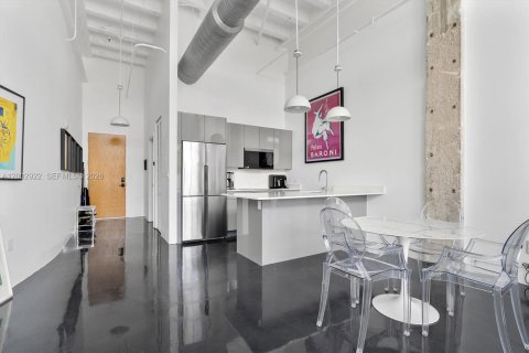 Copropriété à vendre à Miami, Floride: 1 chambre, 126.63 m2 № 2066429 - photo 9