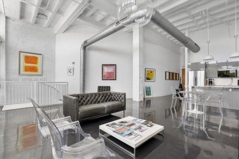 Copropriété à vendre à Miami, Floride: 1 chambre, 126.63 m2 № 2066429 - photo 7