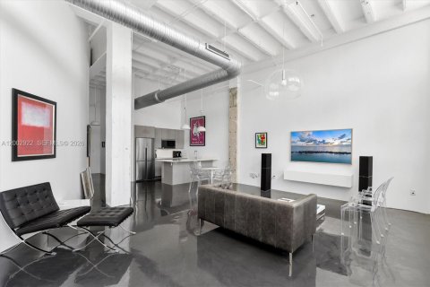 Copropriété à vendre à Miami, Floride: 1 chambre, 126.63 m2 № 2066429 - photo 8