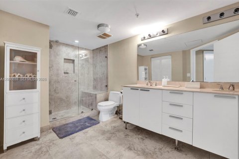 Copropriété à vendre à Sunny Isles Beach, Floride: 1 chambre, 92.9 m2 № 2181231 - photo 18