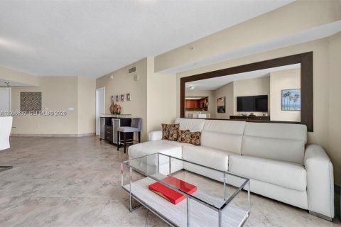 Copropriété à vendre à Sunny Isles Beach, Floride: 1 chambre, 92.9 m2 № 2181231 - photo 10