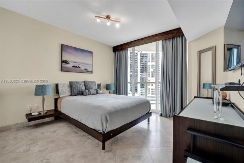 Copropriété à vendre à Sunny Isles Beach, Floride: 1 chambre, 92.9 m2 № 2181231 - photo 9