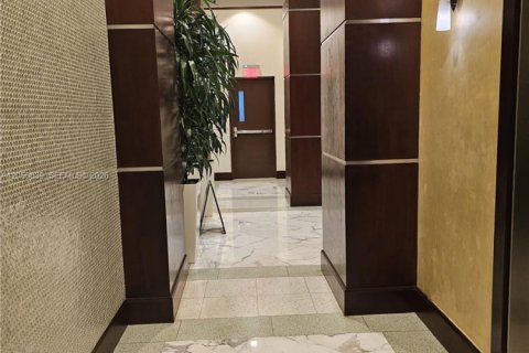 Copropriété à vendre à Sunny Isles Beach, Floride: 1 chambre, 92.9 m2 № 2181231 - photo 25