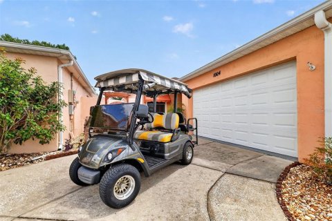Casa en venta en Lady Lake, Florida, 2 dormitorios, 107.4 m2 № 2157729 - foto 3