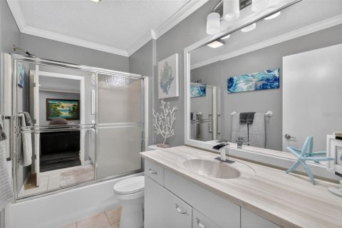 Casa en venta en Lady Lake, Florida, 2 dormitorios, 107.4 m2 № 2157729 - foto 28