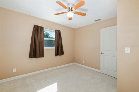 Villa ou maison à vendre à Tampa, Floride: 3 chambres, 101.64 m2 № 2401207 - photo 29