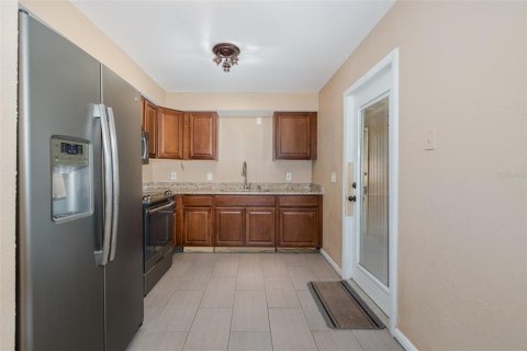 Villa ou maison à vendre à Tampa, Floride: 3 chambres, 101.64 m2 № 2401207 - photo 22