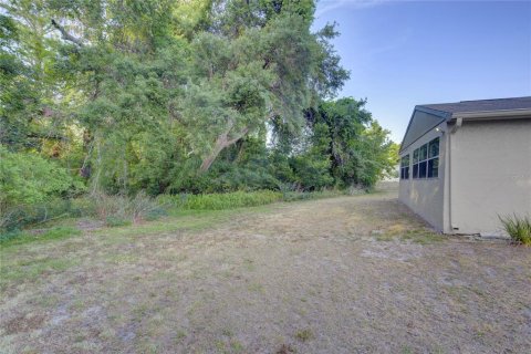 House in New Port Richey, Florida 3 bedrooms, 129.32 sq.m. № 1677680 - photo 30