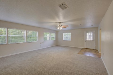House in New Port Richey, Florida 3 bedrooms, 129.32 sq.m. № 1677680 - photo 16