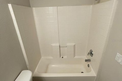 Apartamento en alquiler en Bradenton, Florida, 3 dormitorios, 104.61 m2 № 1906001 - foto 9