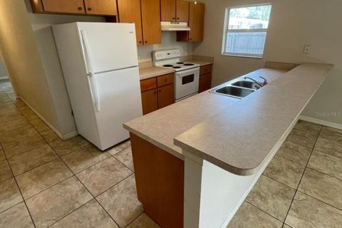 Apartamento en alquiler en Bradenton, Florida, 3 dormitorios, 104.61 m2 № 1906001 - foto 7