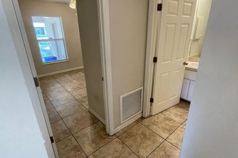 Apartamento en alquiler en Bradenton, Florida, 3 dormitorios, 104.61 m2 № 1906001 - foto 10