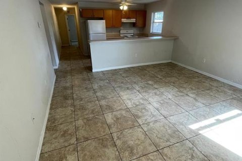 Apartamento en alquiler en Bradenton, Florida, 3 dormitorios, 104.61 m2 № 1906001 - foto 4