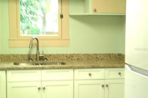 Apartamento en alquiler en Seffner, Florida, 2 dormitorios, 83.61 m2 № 1898893 - foto 5