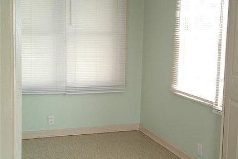 Apartamento en alquiler en Seffner, Florida, 2 dormitorios, 83.61 m2 № 1898893 - foto 7