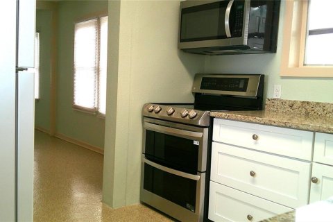 Apartamento en alquiler en Seffner, Florida, 2 dormitorios, 83.61 m2 № 1898893 - foto 6