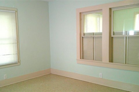 Apartamento en alquiler en Seffner, Florida, 2 dormitorios, 83.61 m2 № 1898893 - foto 8