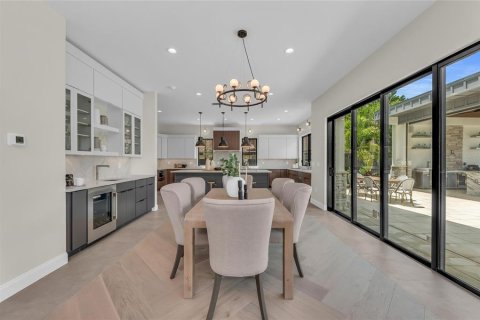 Casa en venta en Sarasota, Florida, 4 dormitorios, 354.24 m2 № 1876573 - foto 18