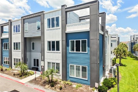 Condo in Four Corners, Florida, 5 bedrooms № 2235920
