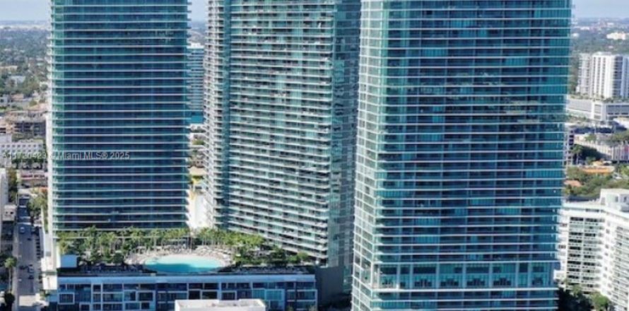 Condo à Miami, Floride, 2 chambres  № 1729975