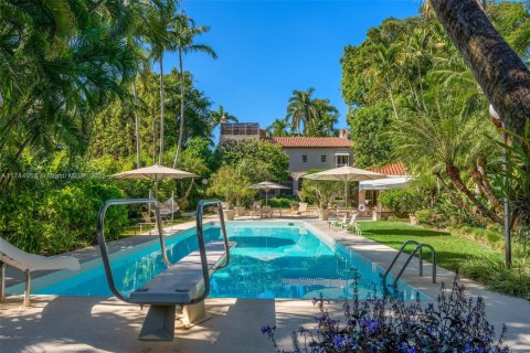 Casa en venta en Miami, Florida, 7 dormitorios, 637.5 m2 № 1711004 - foto 5