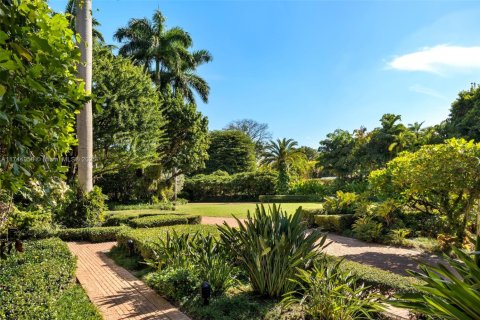 Casa en venta en Miami, Florida, 7 dormitorios, 637.5 m2 № 1711004 - foto 3