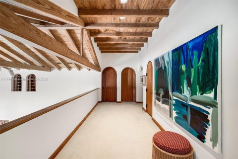 Casa en venta en Miami, Florida, 7 dormitorios, 637.5 m2 № 1711004 - foto 15