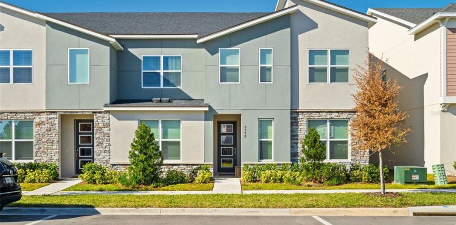 Adosado en Kissimmee, Florida 6 dormitorios, 213.12 m2 № 1869075